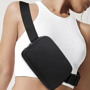 NEW|Women’s Lightweight Nylon Adjustable Belt Bag Travel,Running, Errands
